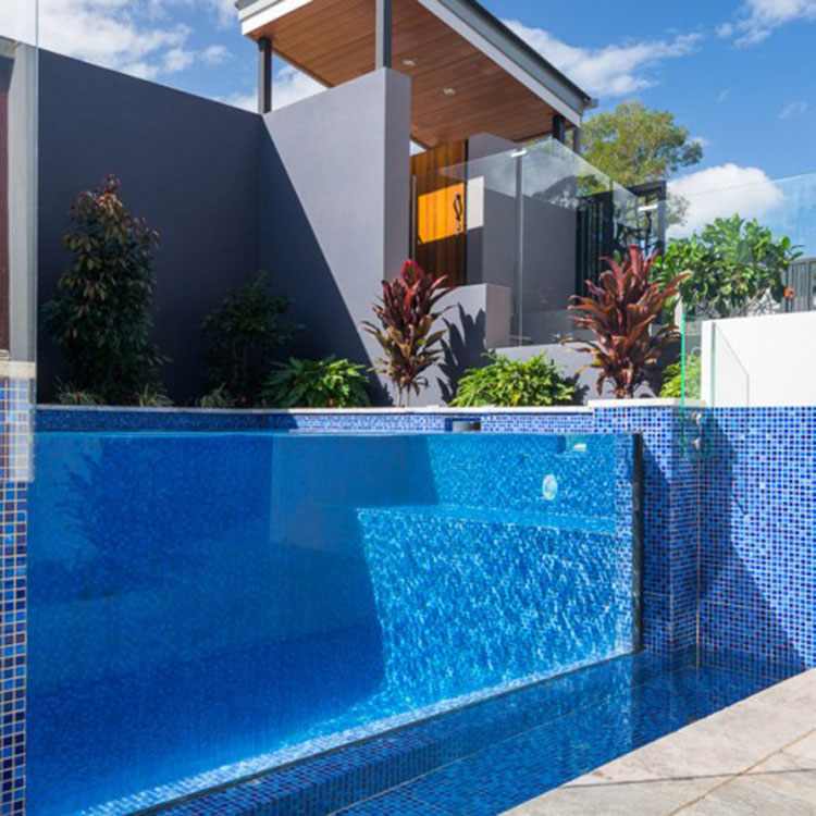 Key Points about Acrylic Family Swimming Pools
